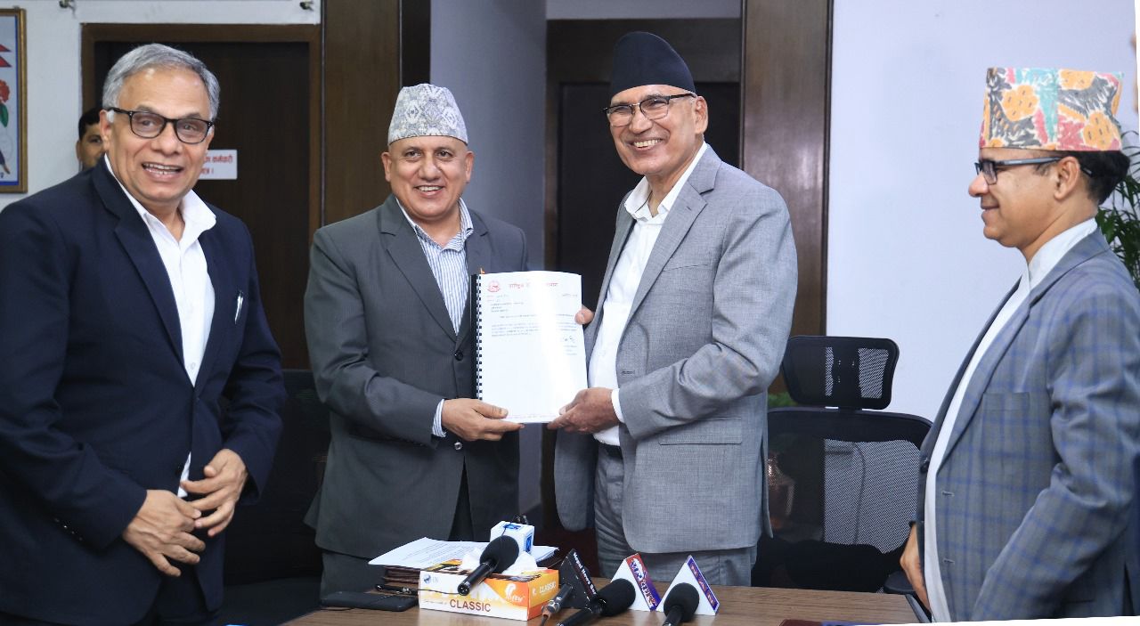 ‘राजस्व बढ्ने आधार छैन, रुग्ण आयोजनाका बजेट व्यापक कटौती गर्नुपर्छ’