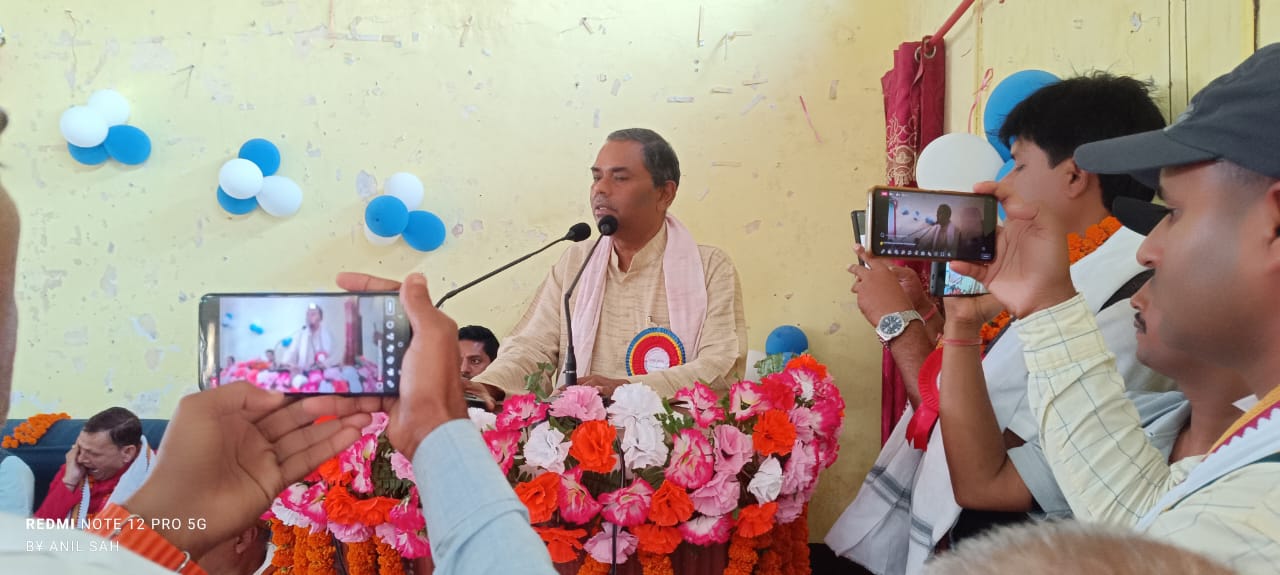 ‘राजतन्त्र ब्युँताउनु दिवास्वप्न’