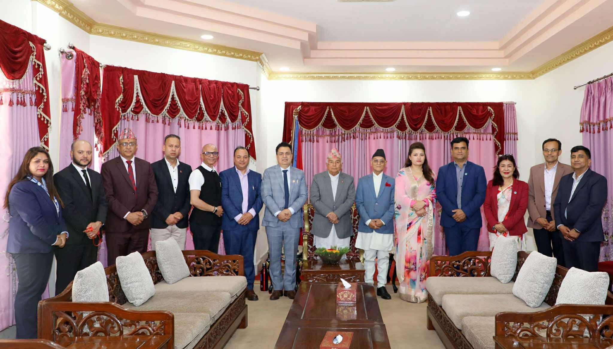 एनआरएनएका अग्रजहरुले समस्याको निकास निकाली विधिपूर्वक प्रक्रियामा लैजानुपर्छः राष्ट्रपति पौडेल