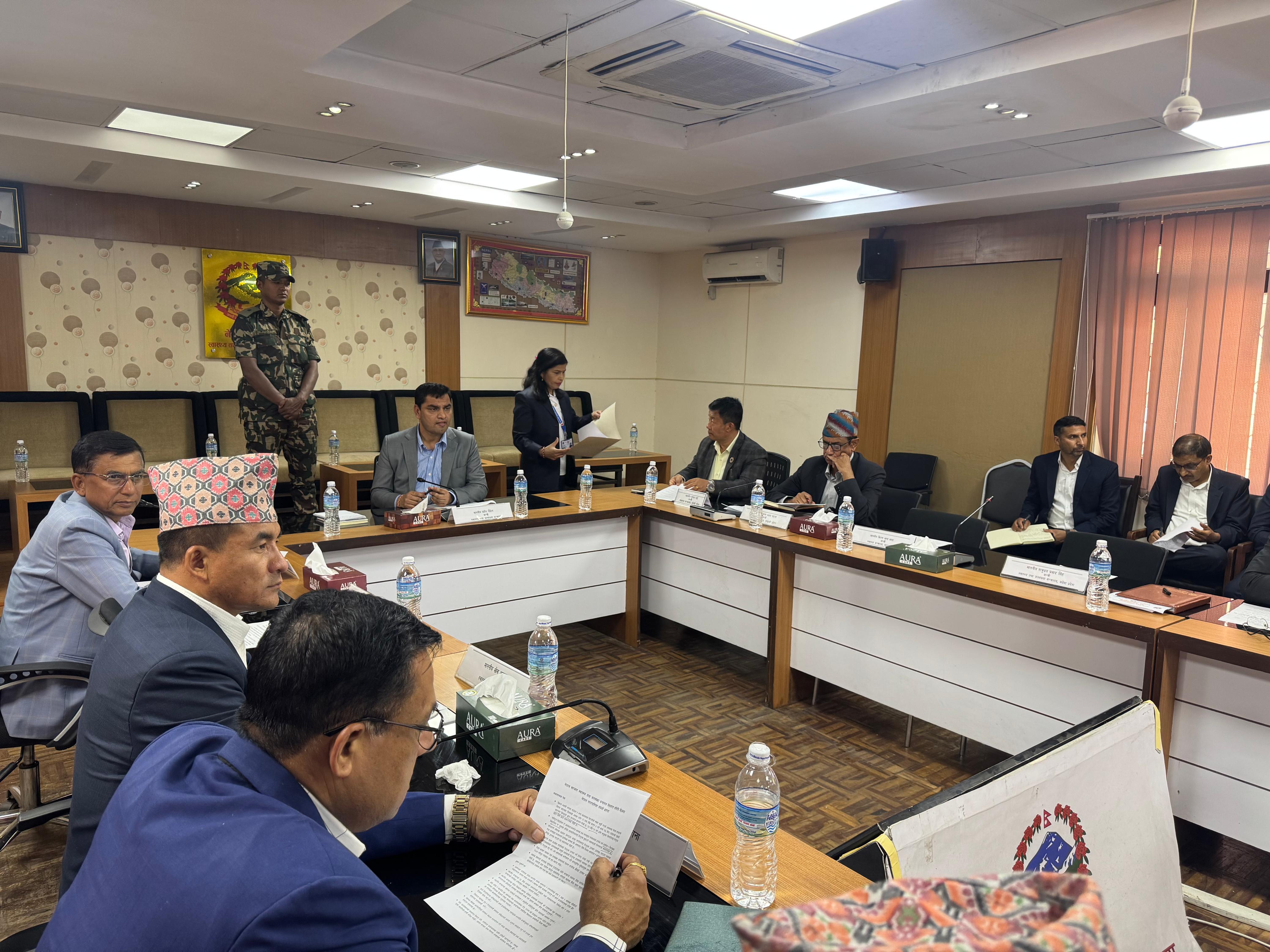 स्वास्थ्य समस्या समाधानमा मिलेर काम गरौं : मन्त्री पौडेल