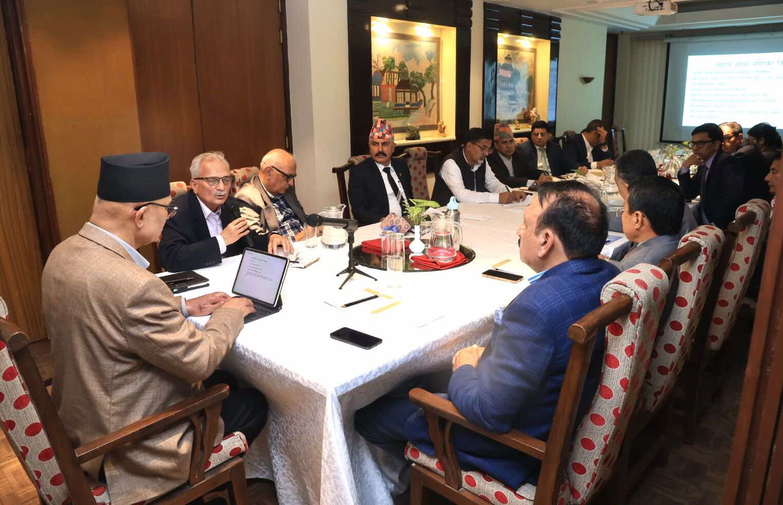 आगामी बजेटबारे पूर्व अर्थमन्त्रीहरूसँग परामर्श, कार्यान्वयन योग्य बजेट ल्याउन सुझाव