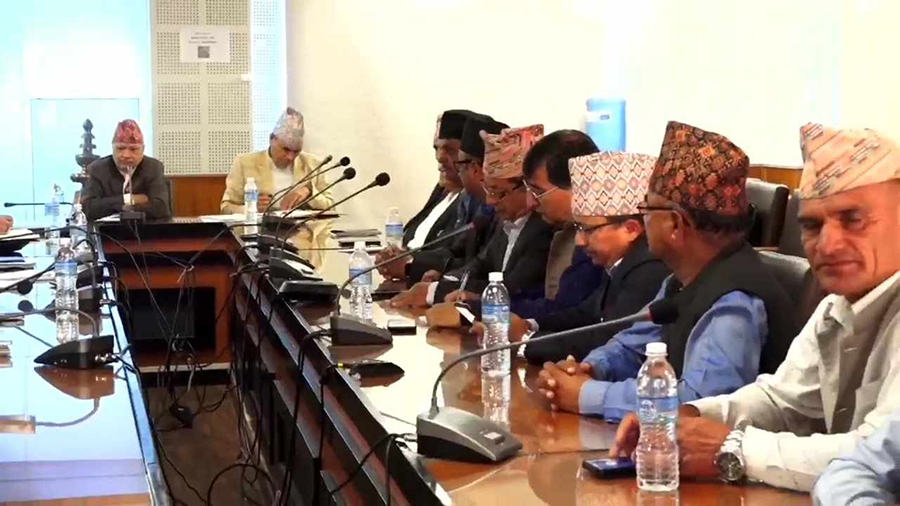 शिक्षक र सरकारबीचको वार्ता निष्कर्षविहीन